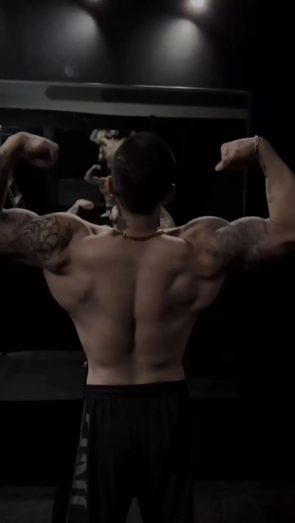 Mike 资深私人教练 / Senior Personal Trainer
